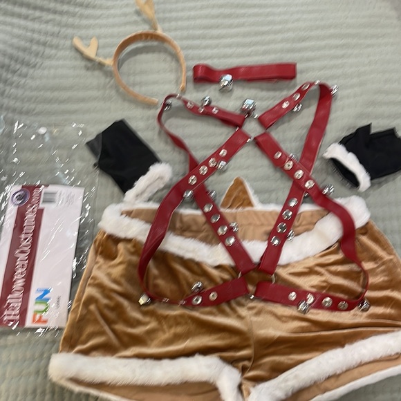 Men’s Sexy Deer Costume - Picture 2 of 3